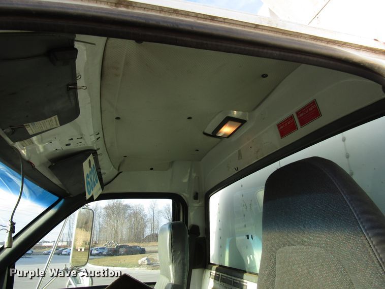 image for item DH8325 1999 Chevrolet C6500 lube service truck