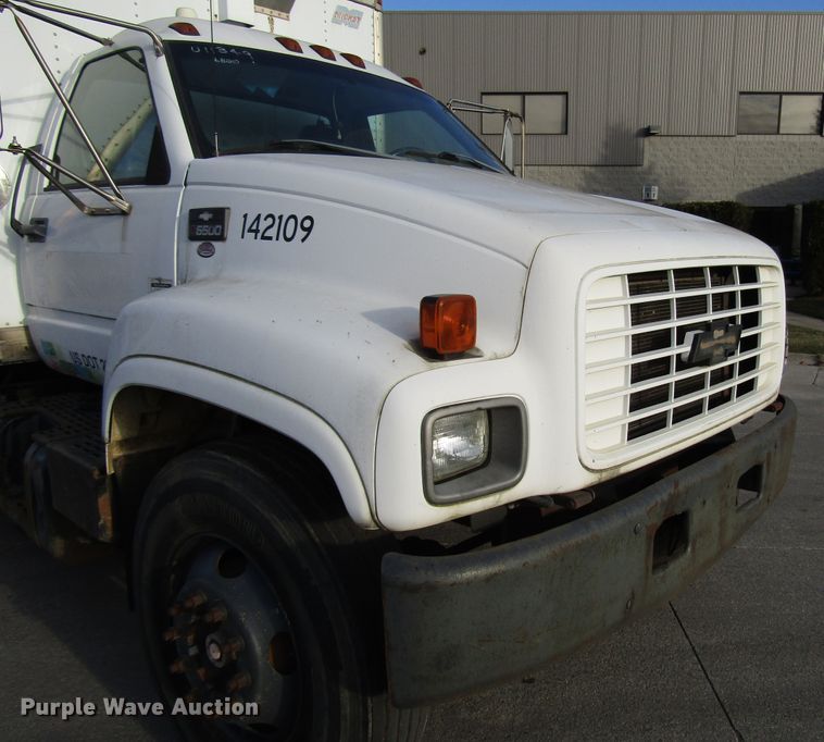 image for item DH8325 1999 Chevrolet C6500 lube service truck