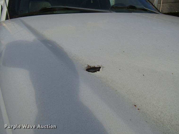 image for item DH8325 1999 Chevrolet C6500 lube service truck