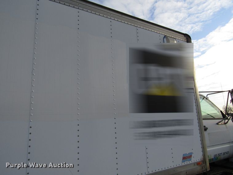 image for item DH8325 1999 Chevrolet C6500 lube service truck