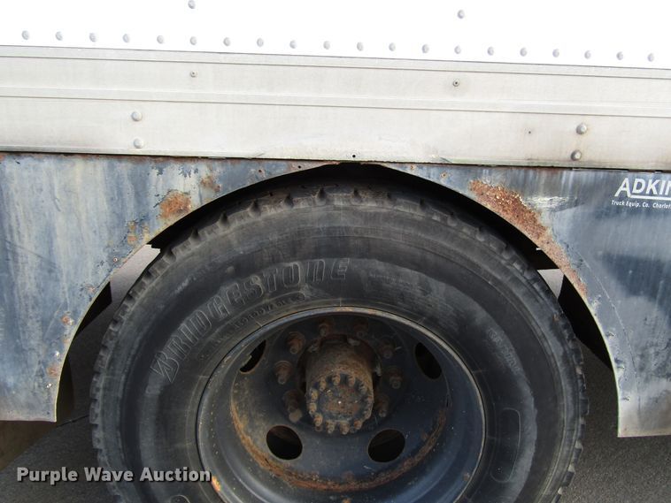 image for item DH8325 1999 Chevrolet C6500 lube service truck