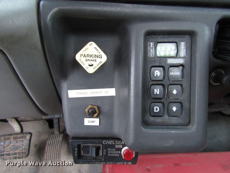 image for item DH8326 2009 Ford F750 Super Duty truck cab and chassis