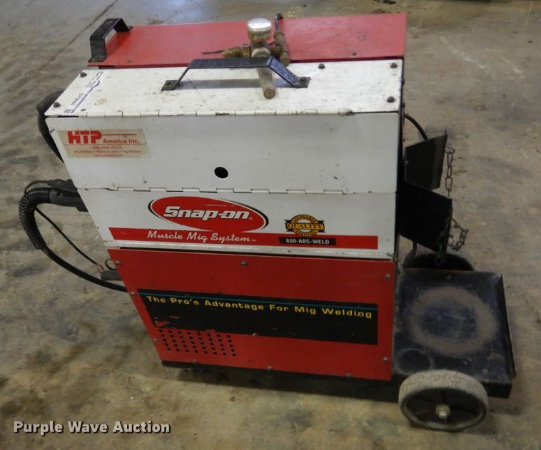 image for item DY9868 Snap-on MM-250SL MIG welder