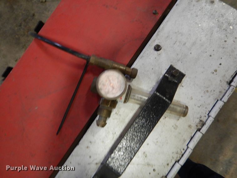 image for item DY9868 Snap-on MM-250SL MIG welder