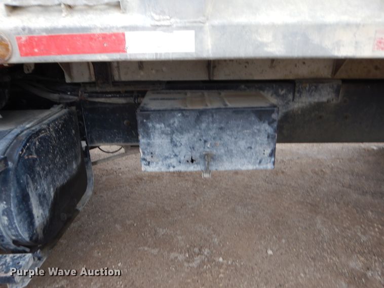 image for item EK9134 1993 Ford L9000 dump truck