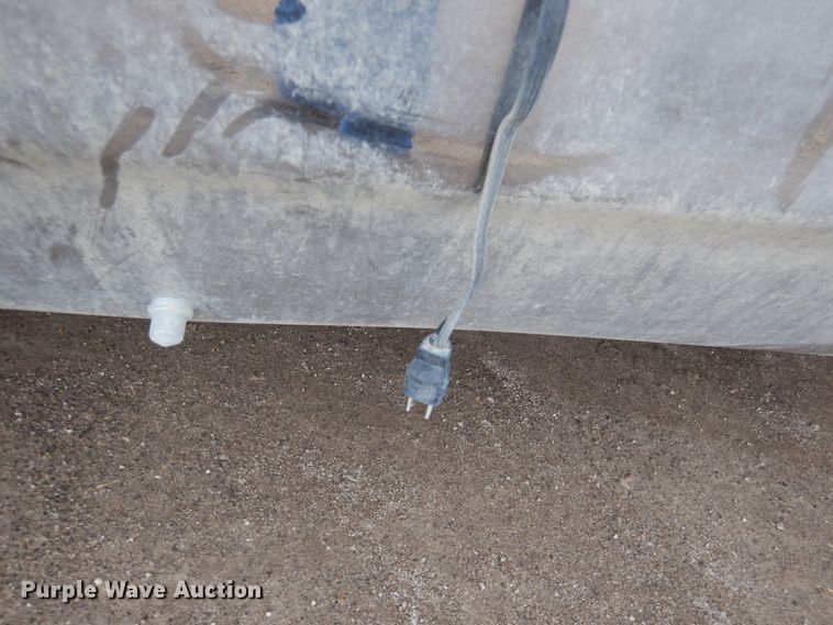 image for item EK9134 1993 Ford L9000 dump truck