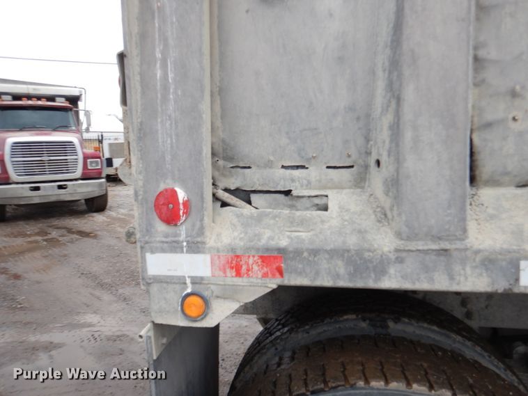 image for item EK9134 1993 Ford L9000 dump truck