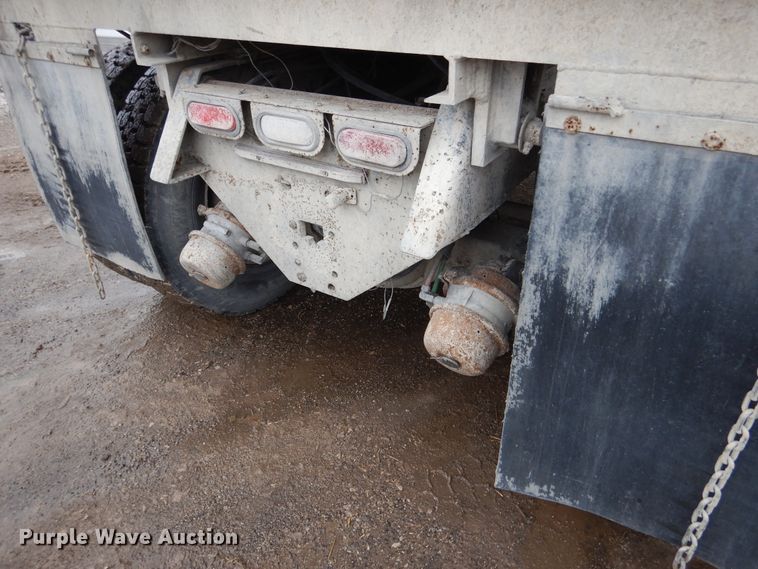 image for item EK9134 1993 Ford L9000 dump truck