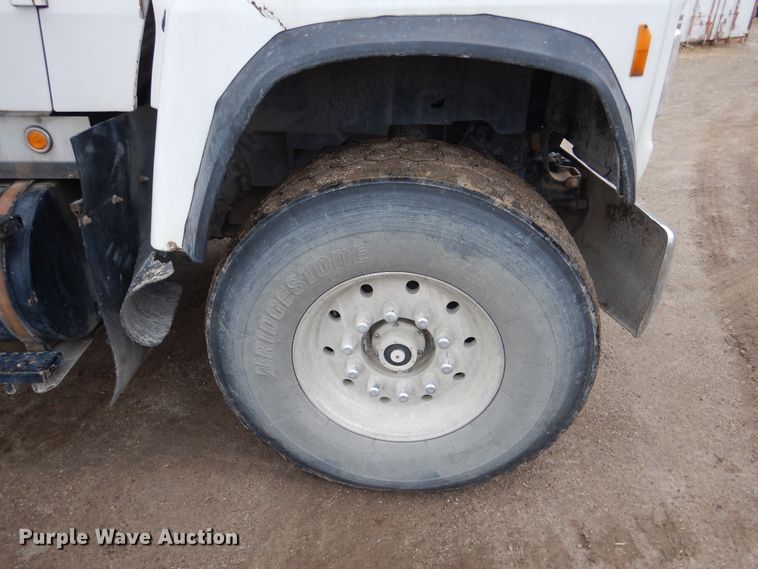 image for item EK9134 1993 Ford L9000 dump truck