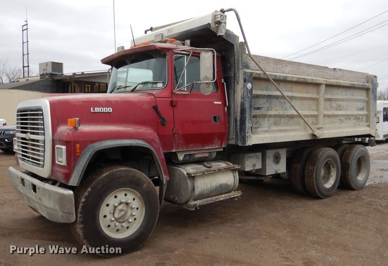 image for item EK9135 1995 Ford L8000 dump truck