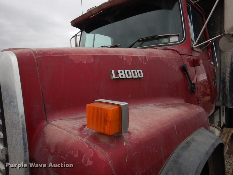 image for item EK9135 1995 Ford L8000 dump truck