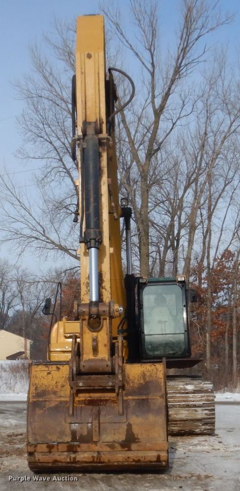image for item FU9069 2008 Caterpillar 330D L excavator