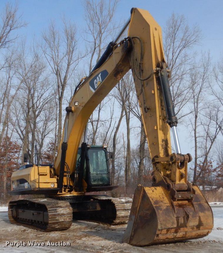 image for item FU9069 2008 Caterpillar 330D L excavator