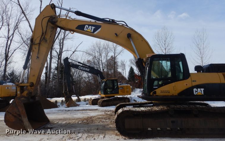 image for item FU9069 2008 Caterpillar 330D L excavator