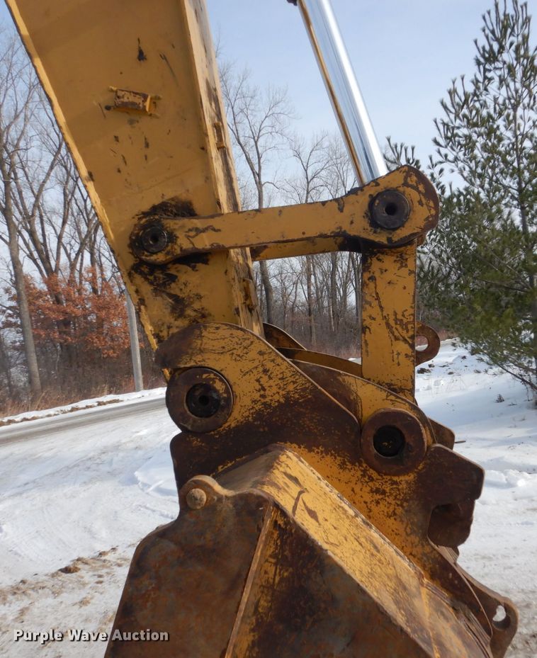 image for item FU9069 2008 Caterpillar 330D L excavator