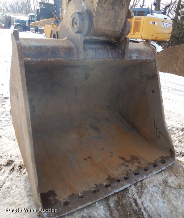 image for item FU9069 2008 Caterpillar 330D L excavator