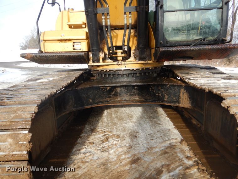 image for item FU9069 2008 Caterpillar 330D L excavator