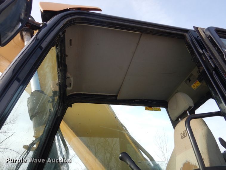 image for item FU9069 2008 Caterpillar 330D L excavator