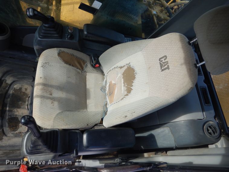 image for item FU9069 2008 Caterpillar 330D L excavator