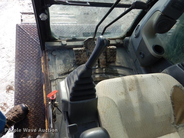 image for item FU9069 2008 Caterpillar 330D L excavator