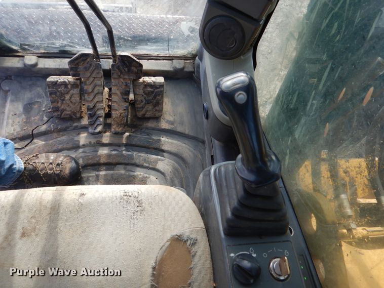 image for item FU9069 2008 Caterpillar 330D L excavator