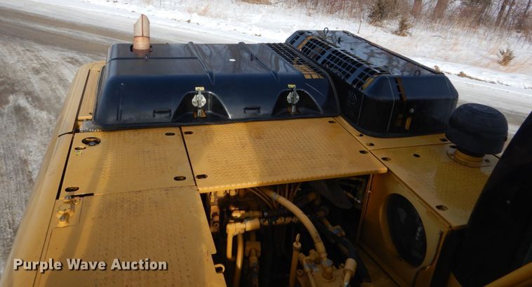 image for item FU9069 2008 Caterpillar 330D L excavator