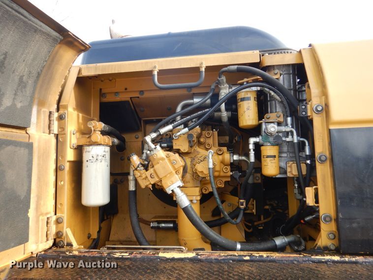 image for item FU9069 2008 Caterpillar 330D L excavator