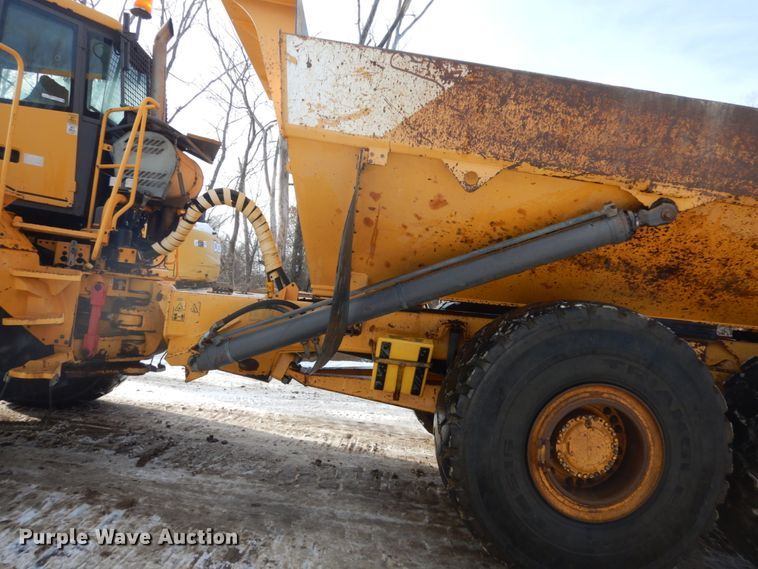 image for item FU9070 2000 Volvo A35D articulated haul truck