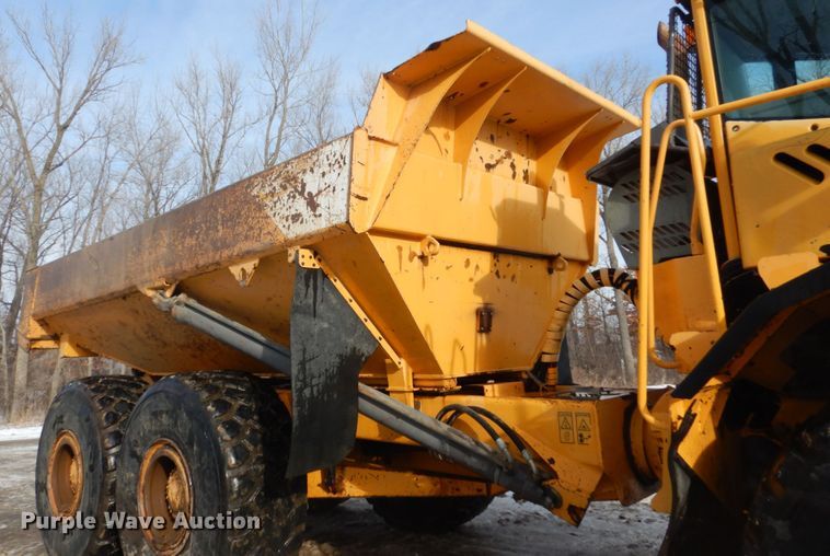 image for item FU9070 2000 Volvo A35D articulated haul truck