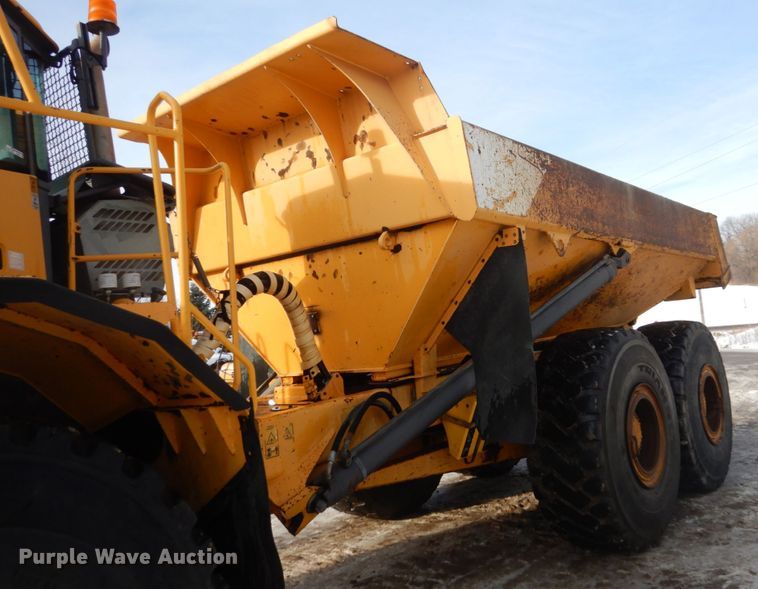 image for item FU9070 2000 Volvo A35D articulated haul truck