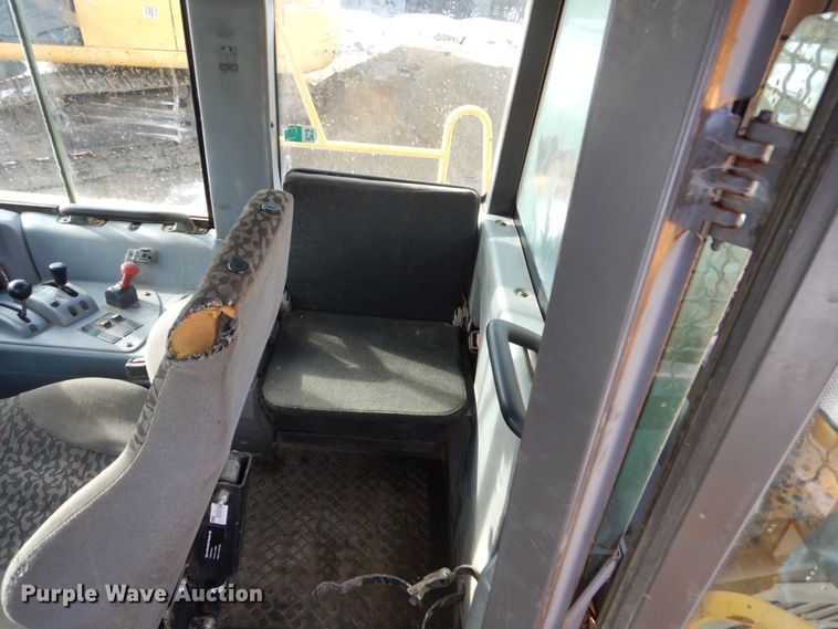 image for item FU9070 2000 Volvo A35D articulated haul truck