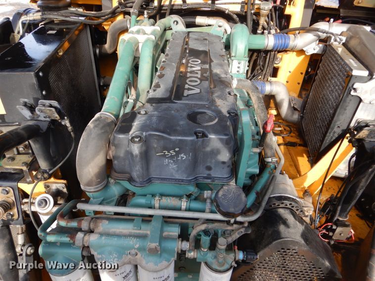 image for item FU9070 2000 Volvo A35D articulated haul truck