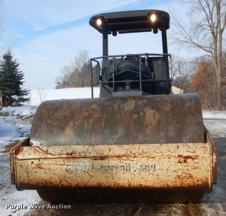 image for item FU9071 2004 Ingersoll Rand SD116DX TF single drum vibratory roller