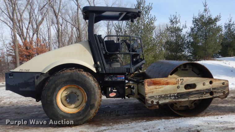 image for item FU9071 2004 Ingersoll Rand SD116DX TF single drum vibratory roller