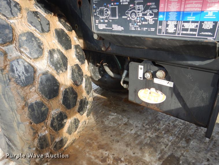 image for item FU9071 2004 Ingersoll Rand SD116DX TF single drum vibratory roller