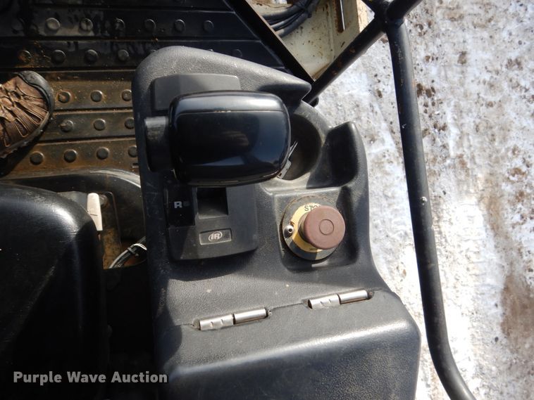 image for item FU9071 2004 Ingersoll Rand SD116DX TF single drum vibratory roller