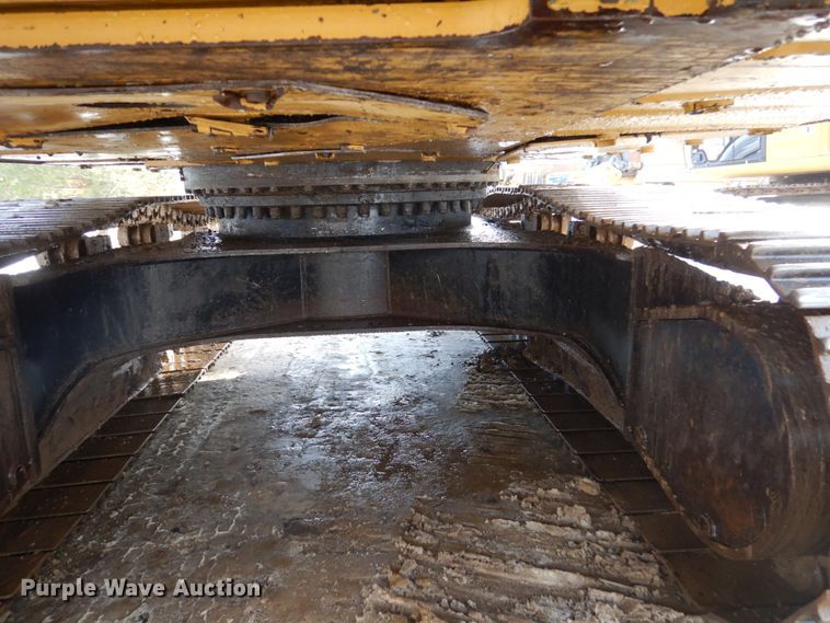 image for item FU9072 2006 Caterpillar 330D L excavator