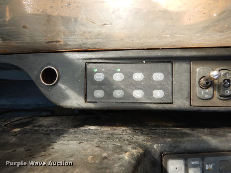 image for item FU9072 2006 Caterpillar 330D L excavator