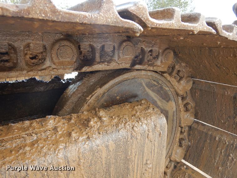 image for item FU9072 2006 Caterpillar 330D L excavator