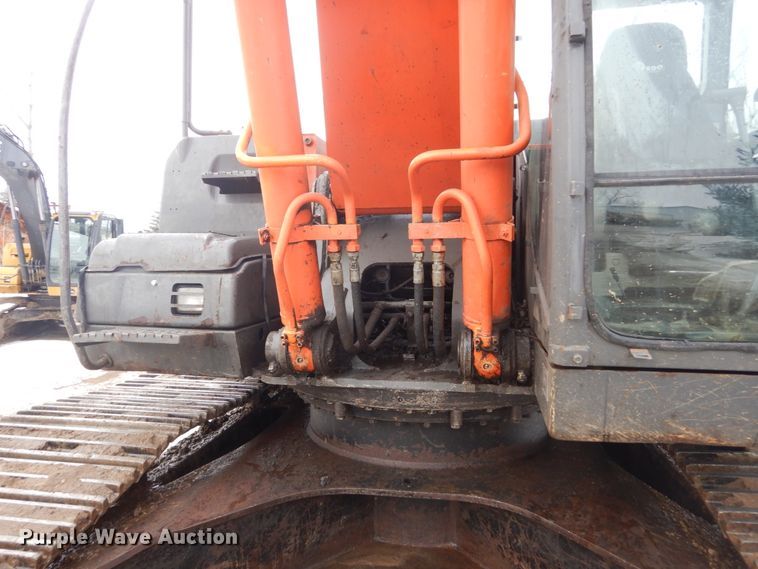 image for item FU9074 2006 Hitachi ZX270LC-3 excavator