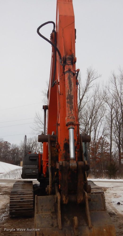 image for item FU9074 2006 Hitachi ZX270LC-3 excavator