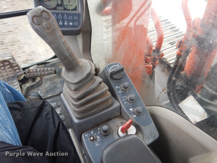 image for item FU9074 2006 Hitachi ZX270LC-3 excavator