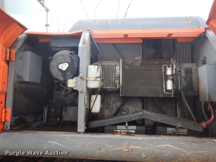 image for item FU9074 2006 Hitachi ZX270LC-3 excavator