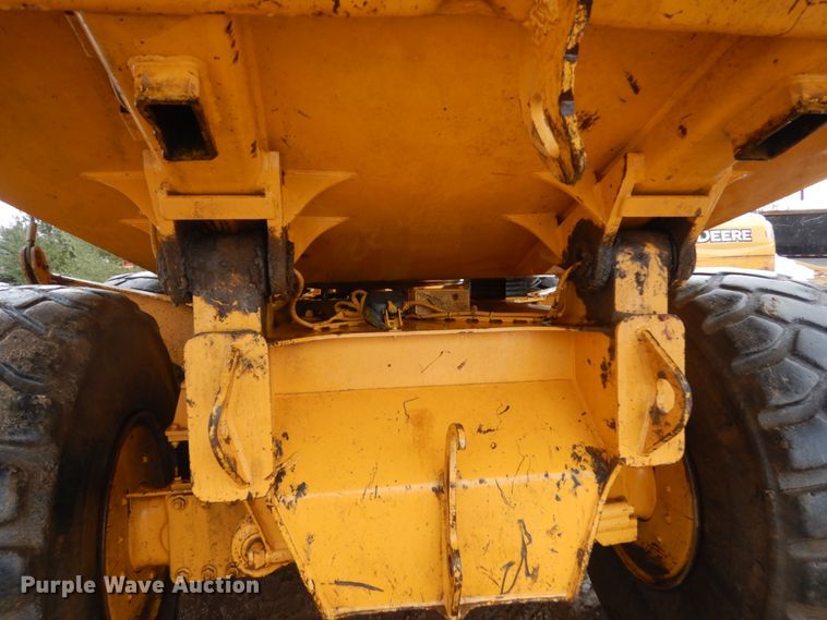 image for item FU9075 2005 Volvo A35D articulated haul truck