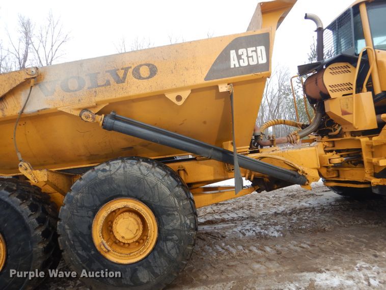 image for item FU9075 2005 Volvo A35D articulated haul truck