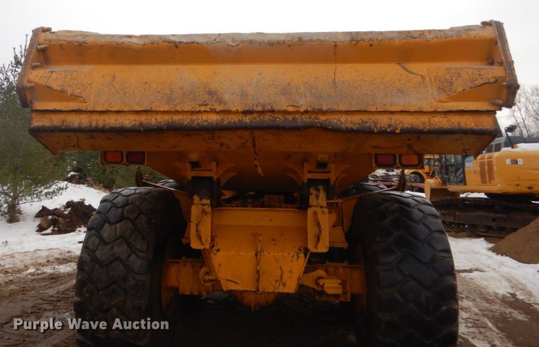 image for item FU9075 2005 Volvo A35D articulated haul truck