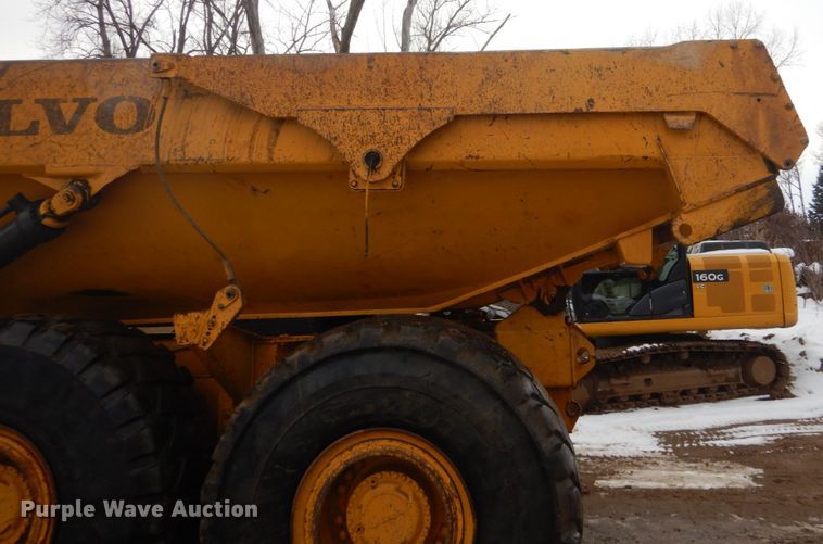 image for item FU9075 2005 Volvo A35D articulated haul truck