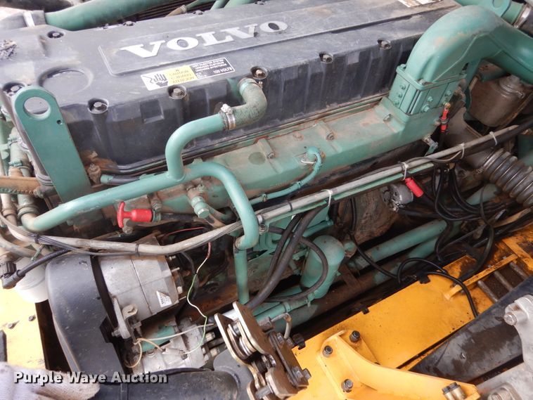 image for item FU9075 2005 Volvo A35D articulated haul truck