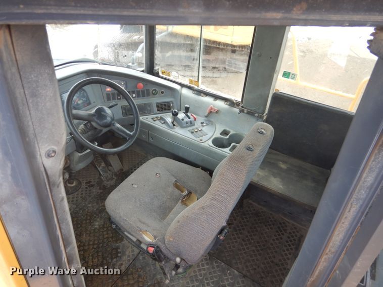 image for item FU9075 2005 Volvo A35D articulated haul truck