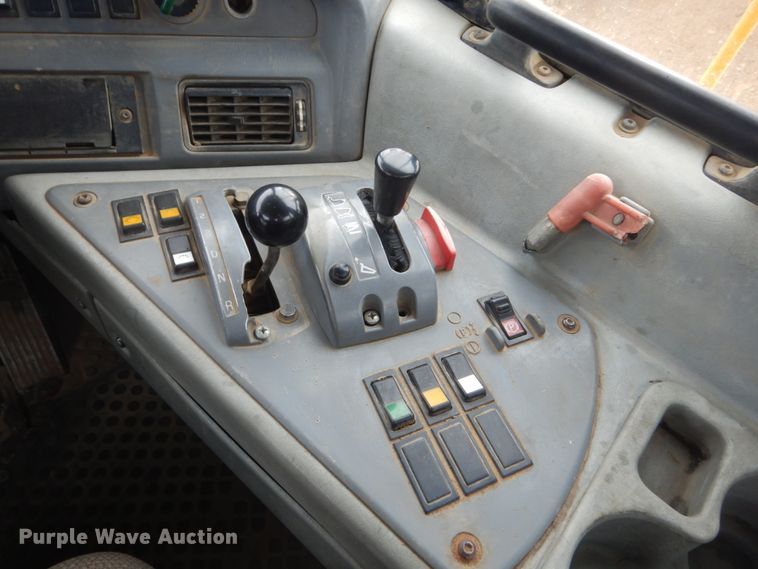 image for item FU9075 2005 Volvo A35D articulated haul truck